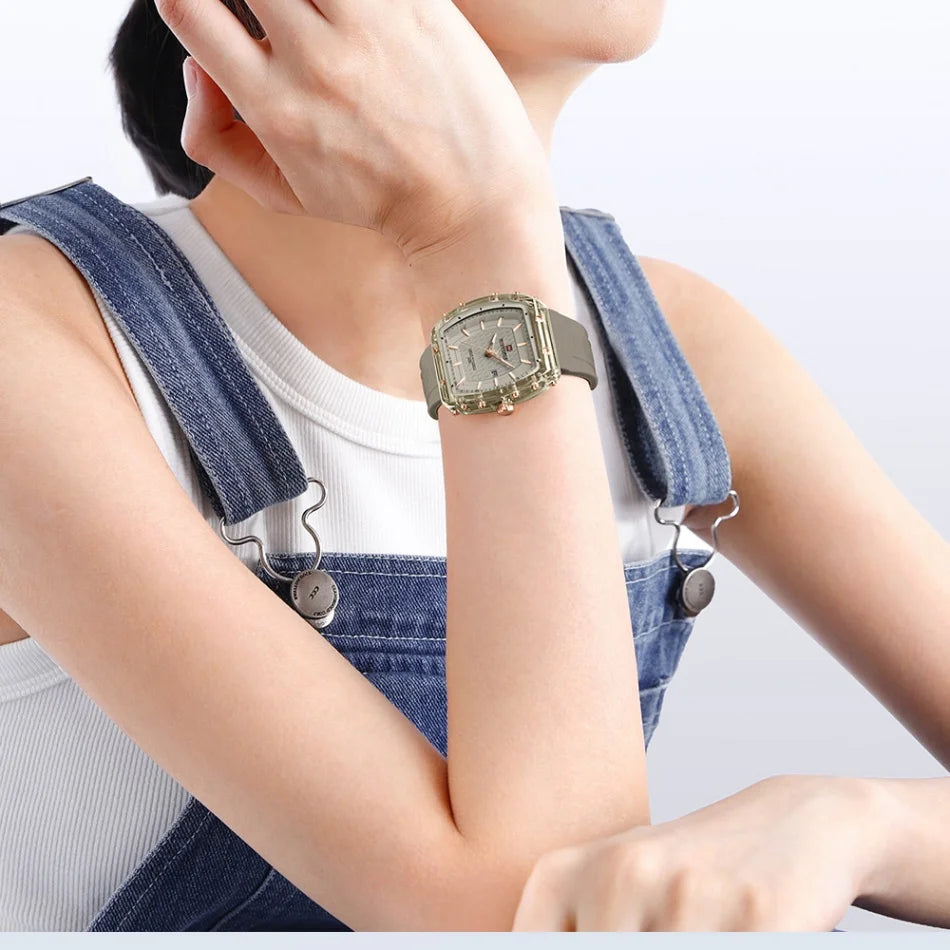 NAVIFORCE Ladies Wristwatches Fashion Comfortable Silicone Strap Date Women’s Watches Quality Waterproof Female Luminous Clock